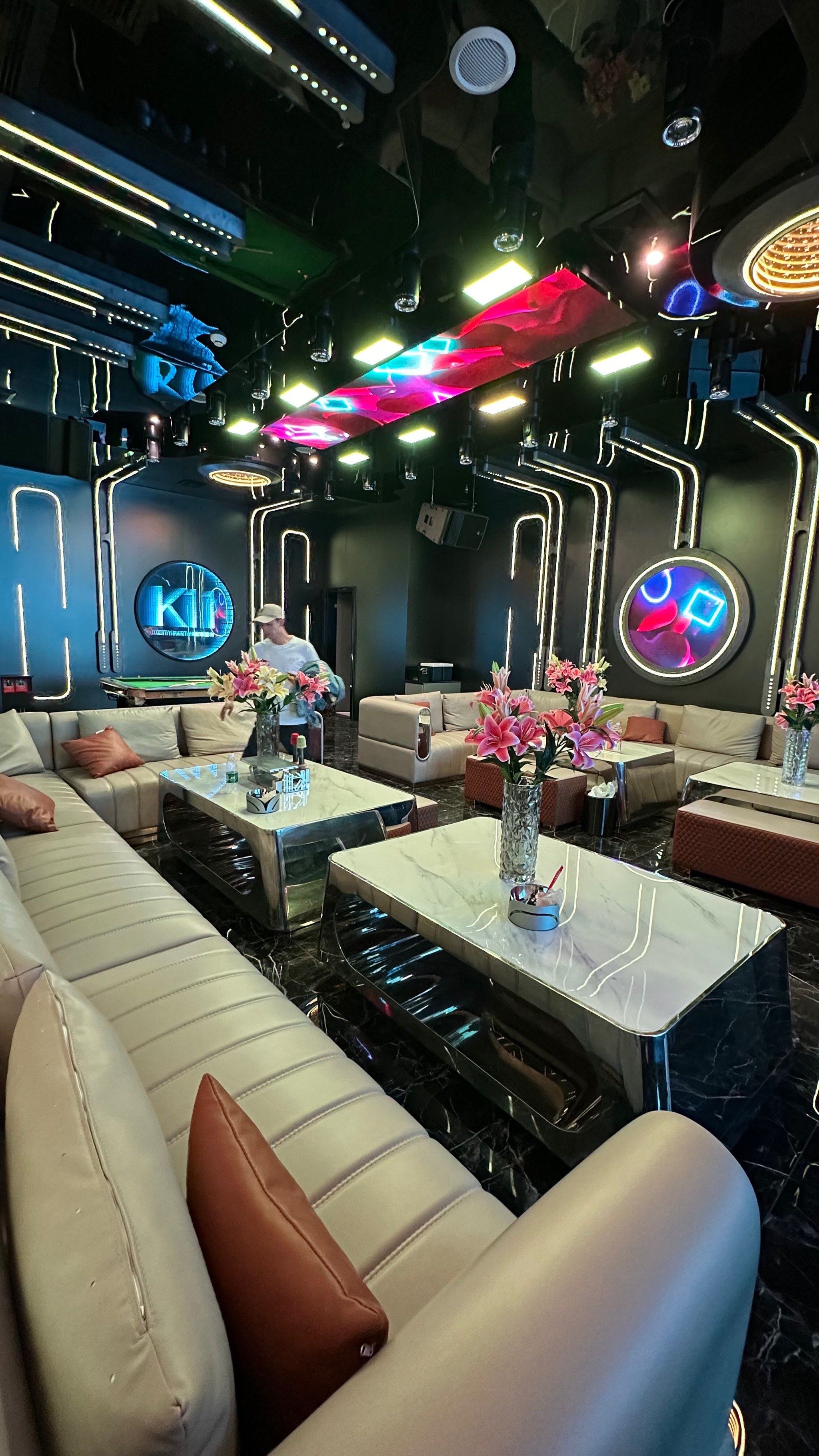 贺州商务ktv组局指南商务ktv能否组局-钟山县ktv预定